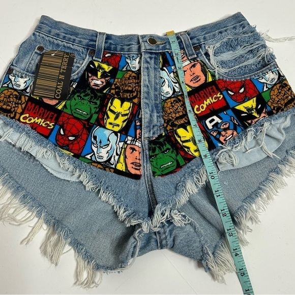 Coal N Terry Marvel Comic Print Frayed Hem Denim Shorts NWT - Picture 12 of 13